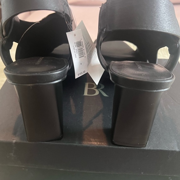 LEATHER CROSSOVER HEELED SANDAL - Picture 3 of 4